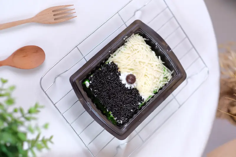 Brownies Kukus Pandan Coklat Keju S.