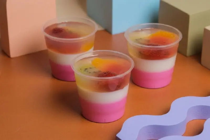 Pudding Layer Buah